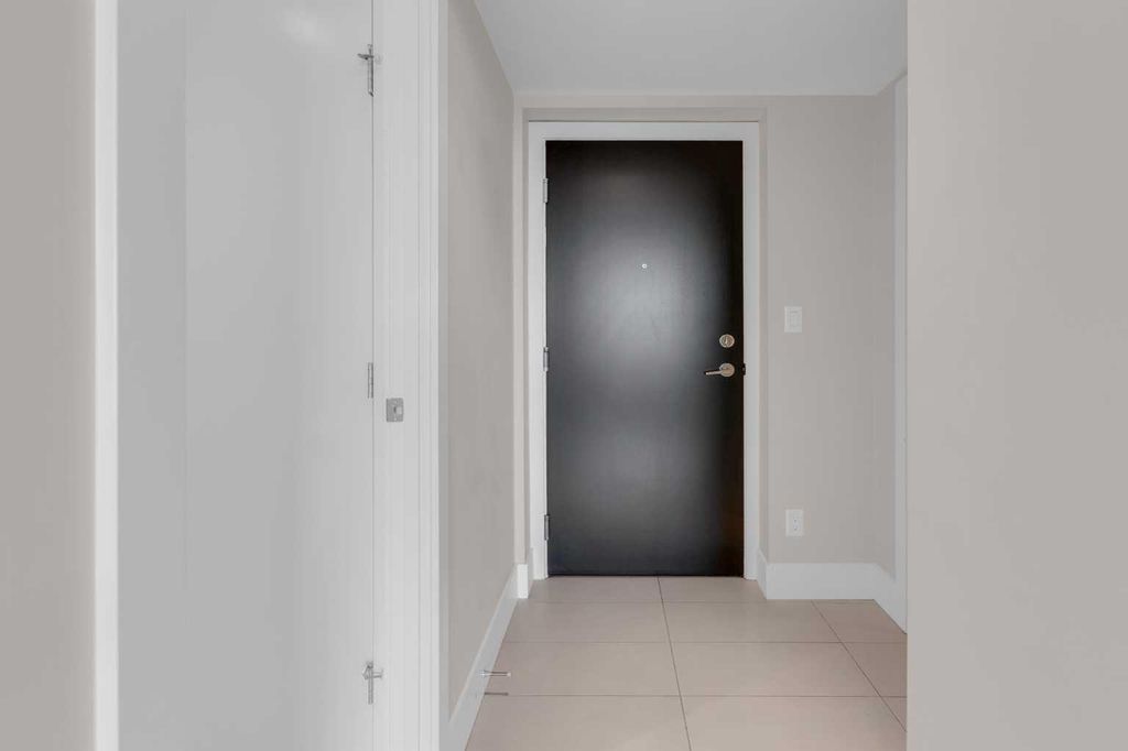 Photo of 1111 10 Street SW #2207, Calgary, AB T2R 1E3 (MLS # A2314130)