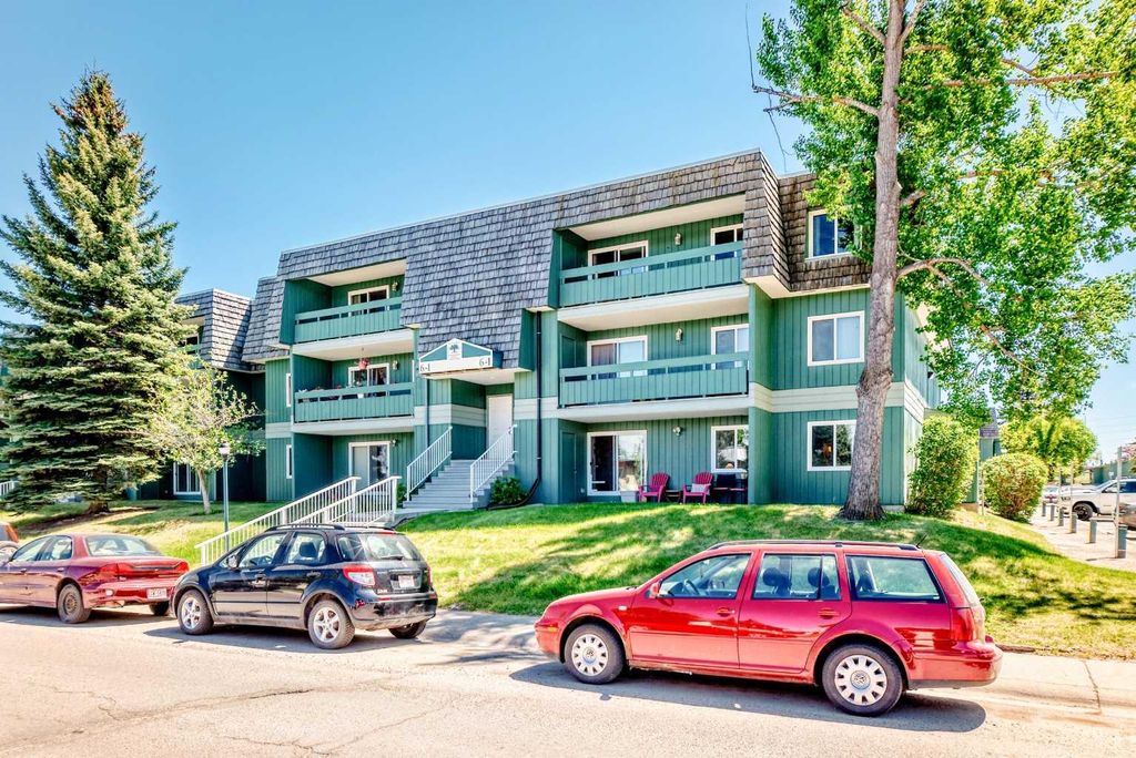 Photo of 315 Southampton Drive SW #6102, Calgary, AB T2W 2T6 (MLS # A2320287)