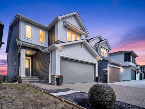 Photo of 134 Hotchkiss Manor SE, Calgary, AB T3S 0J5 (MLS # A2321723)