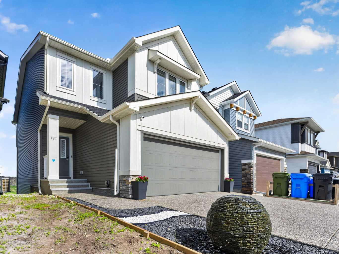 134 Hotchkiss Manor SE