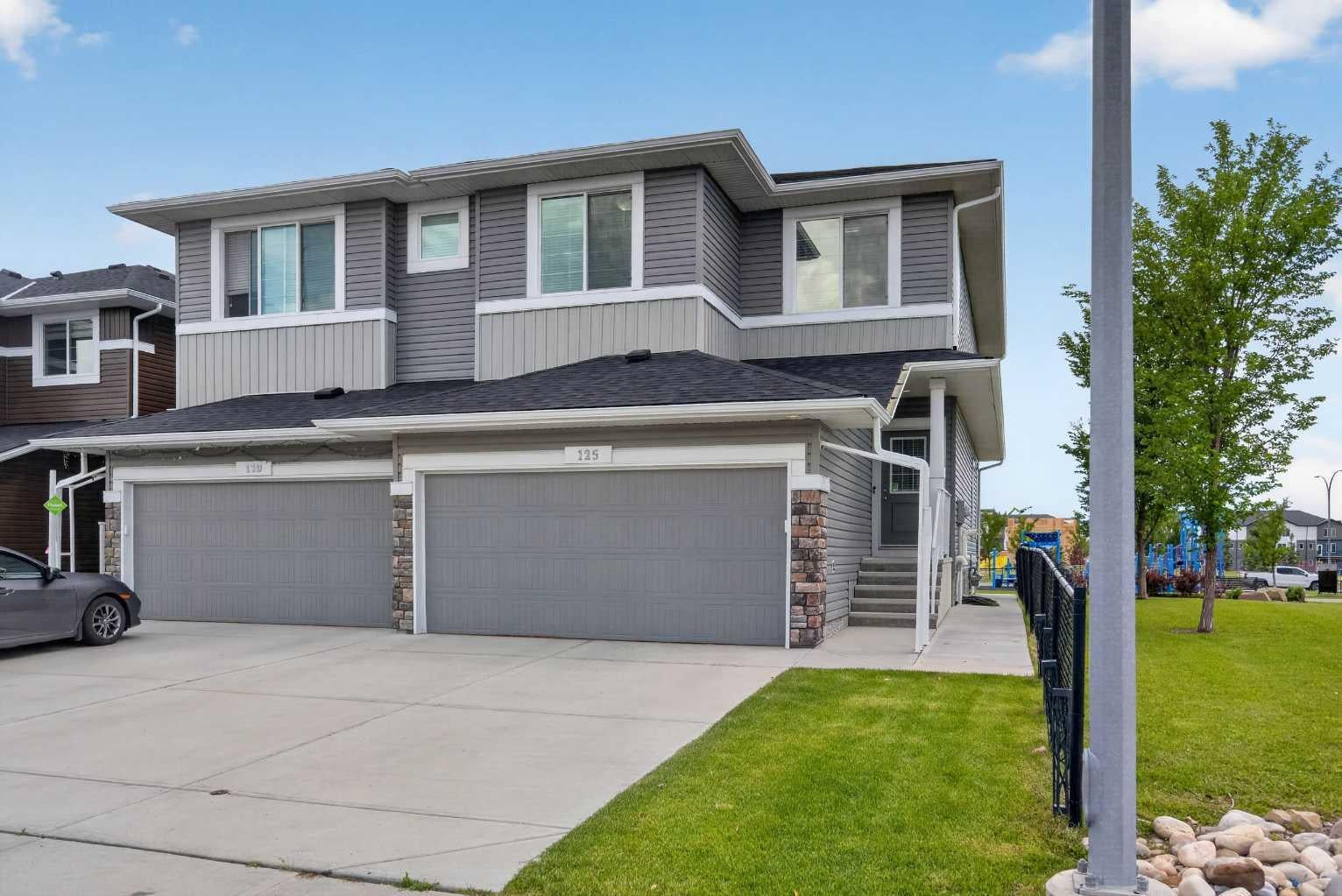 125 Redstone Common NE