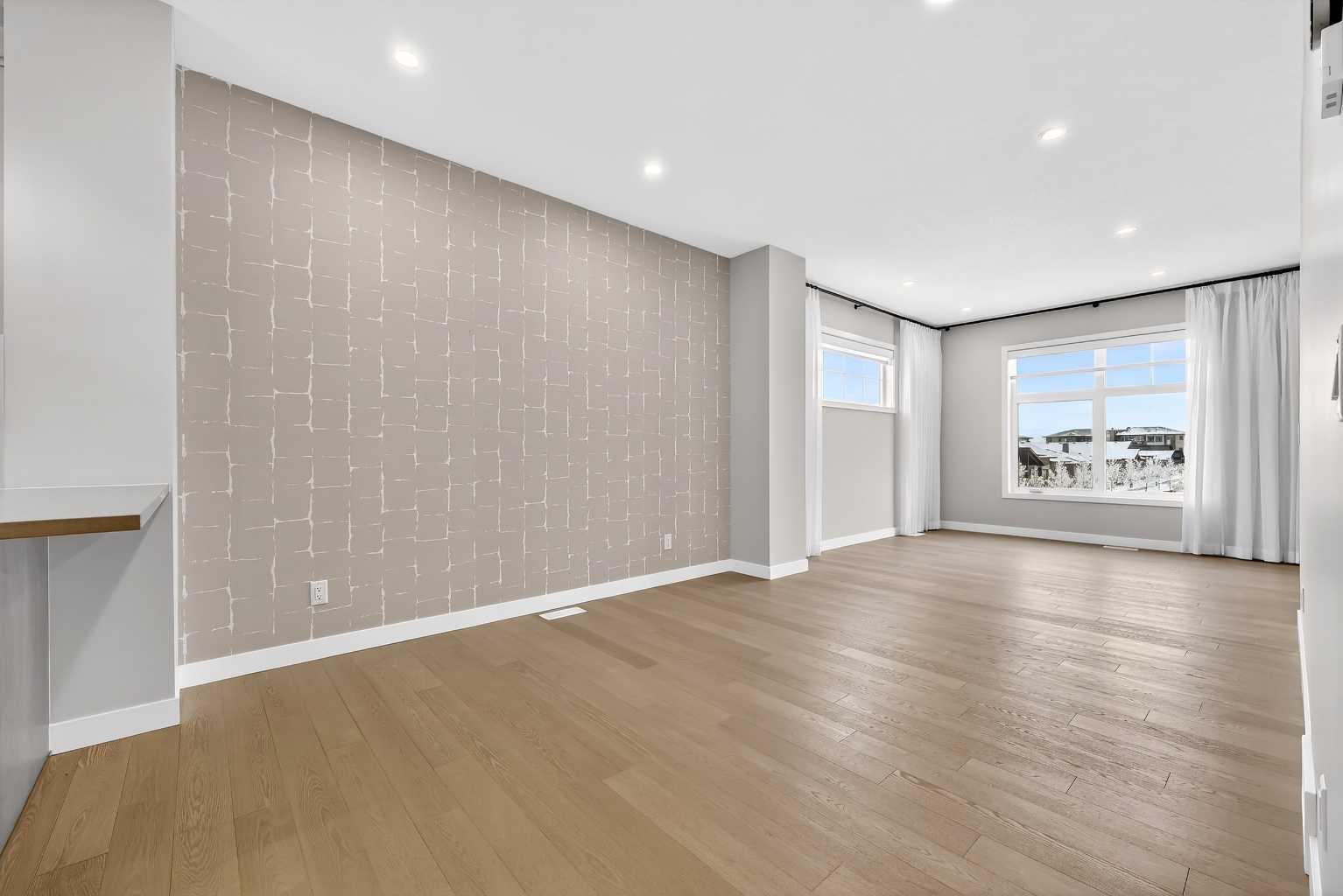 591 Mahogany Road SE