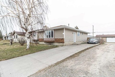 Photo of 121 Margate Close NE, Calgary, AB T2A 3E5 (MLS # A2306214)