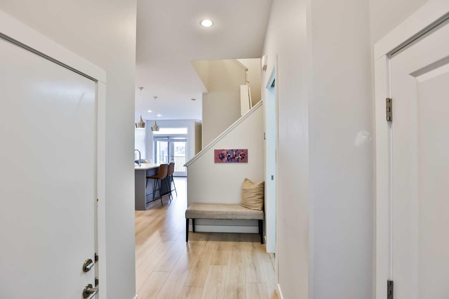 73 Aquitania Circle W 4