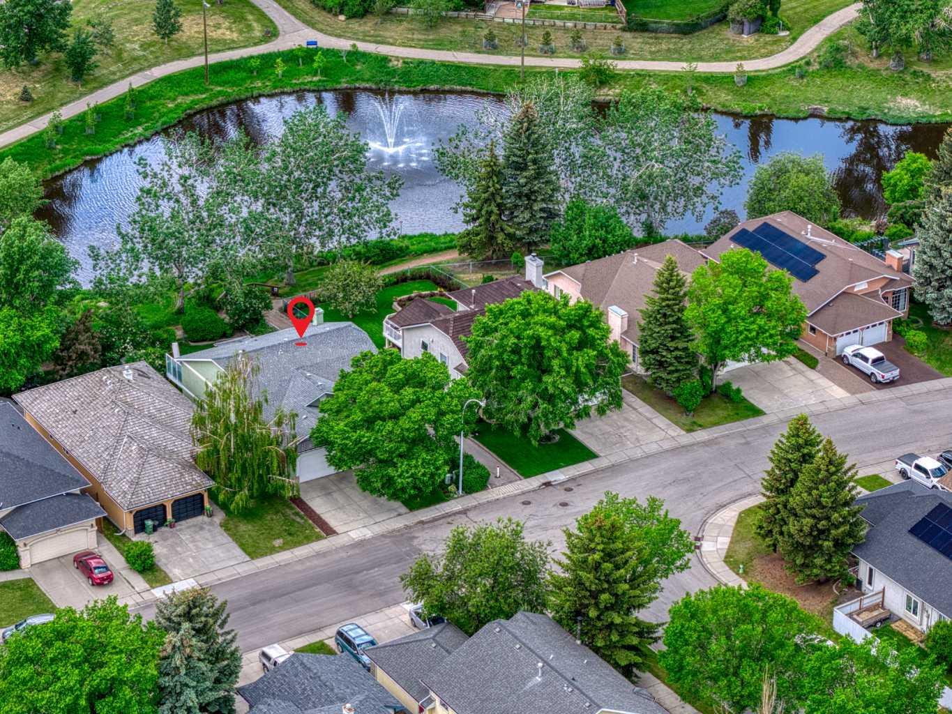152 Waterstone Place SE