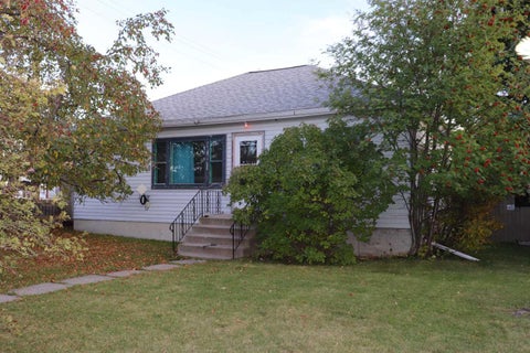 Photo of 5015 6 Avenue Ave, Edson, AB T7E 1T5 (MLS # A2349678)