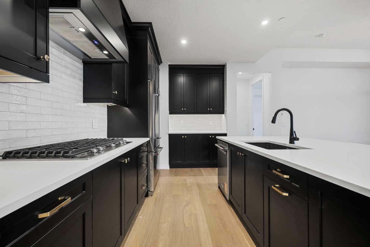 130 Marina Cove SE 301