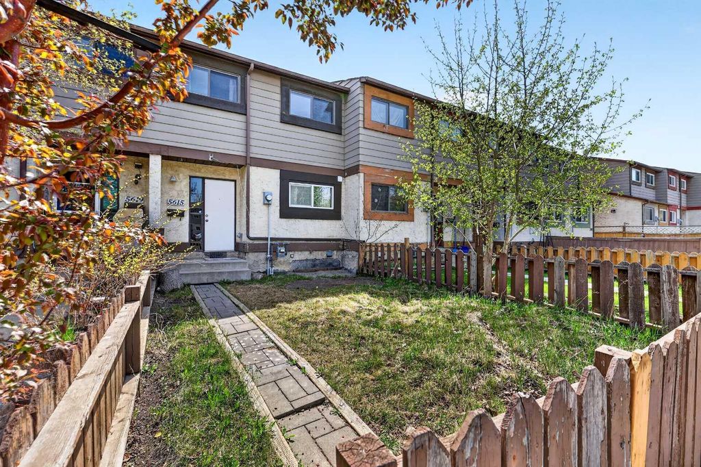 Photo of 5615 1 Avenue SE, Calgary, AB T2A 5Z6 (MLS # A2311564)