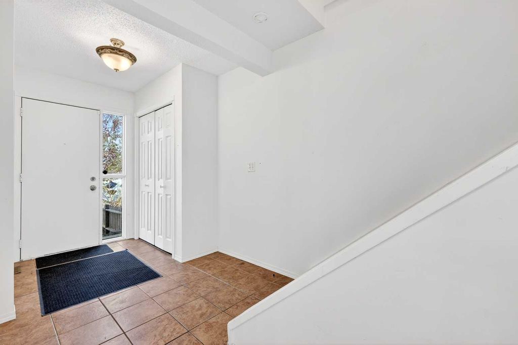 Photo of 5615 1 Avenue SE, Calgary, AB T2A 5Z6 (MLS # A2311564)