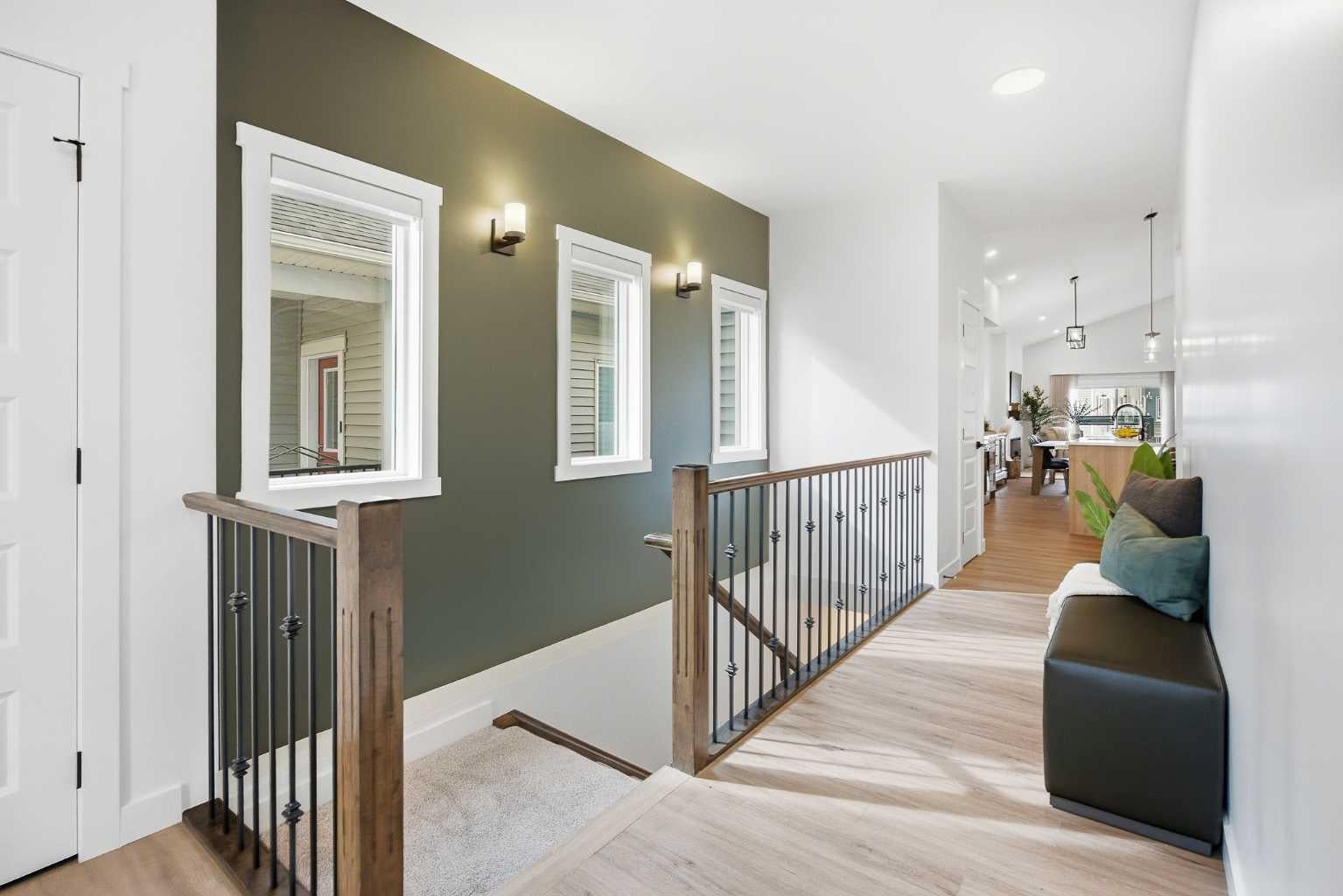 13 Bayview Mews SW