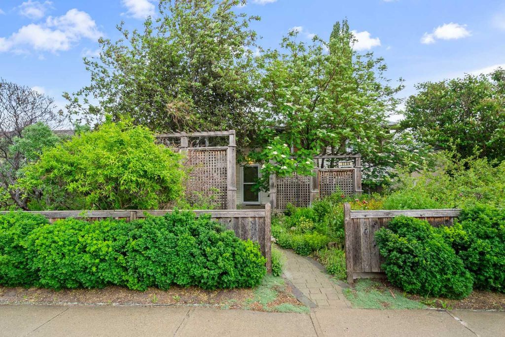 Photo of 2708 48 Street NE, Calgary, AB T1Y 1H1 (MLS # A2321700)