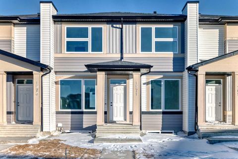 1971 McCaskill Drive Crossfield AB T0M 0C1