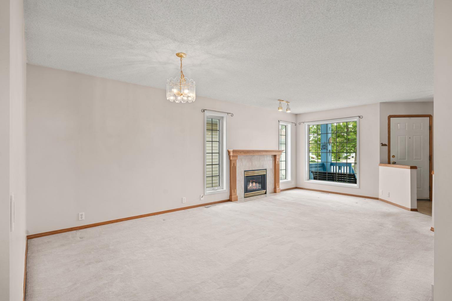 126 Douglas Glen Close SE