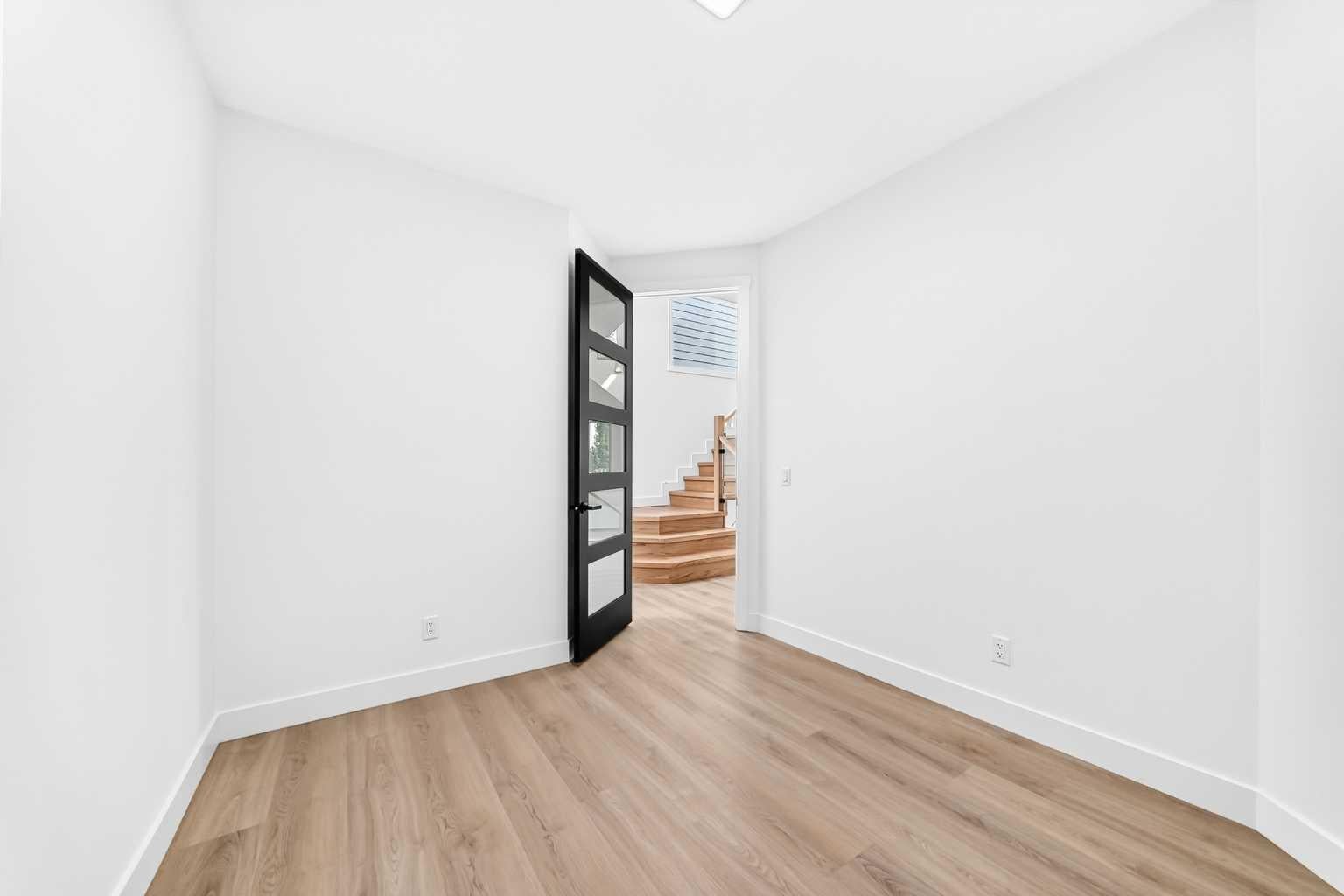 79 Sundown Way