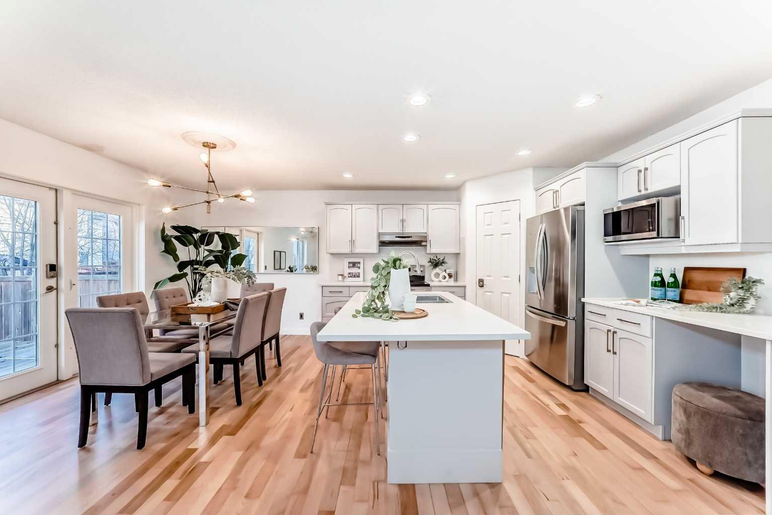 117 Chapalina Close SE