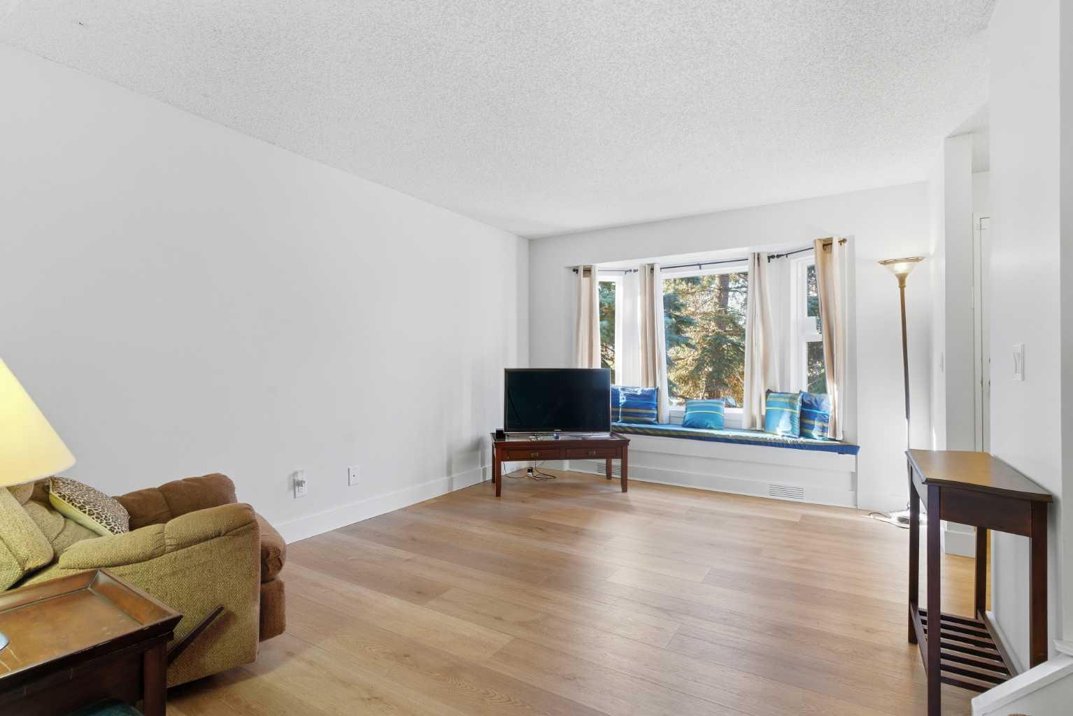 91 Deerfield Drive SE