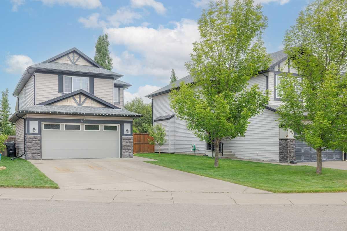42 Royal Birch Landing NW