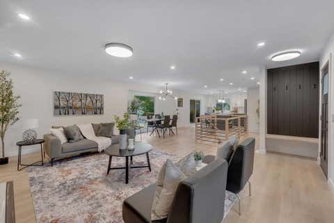 Photo of 104 Oakmoor Place SW, Calgary, AB T2V 4A3 (MLS # A2337592)