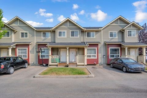 111 Tarawood Lane NE 2204 Calgary AB T3J 5C2