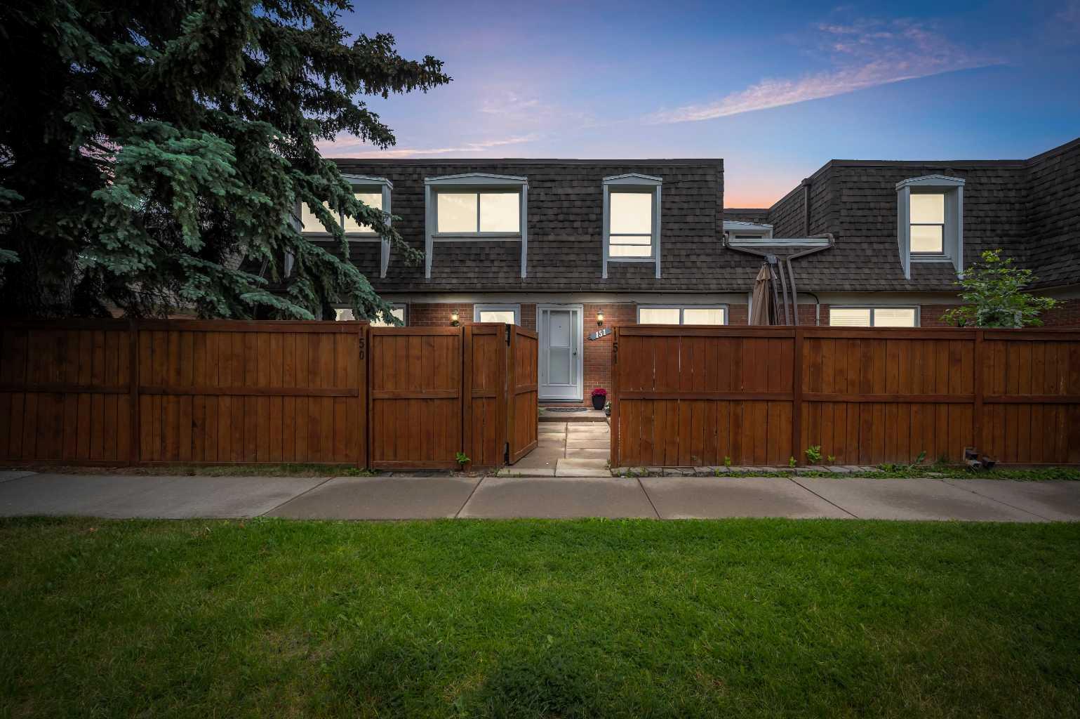 330 Canterbury Drive SW 151