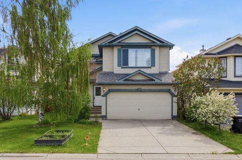 Photo of 128 Valley Brook Circle NW, Calgary, AB T3B 5S2 (MLS # A2312468)