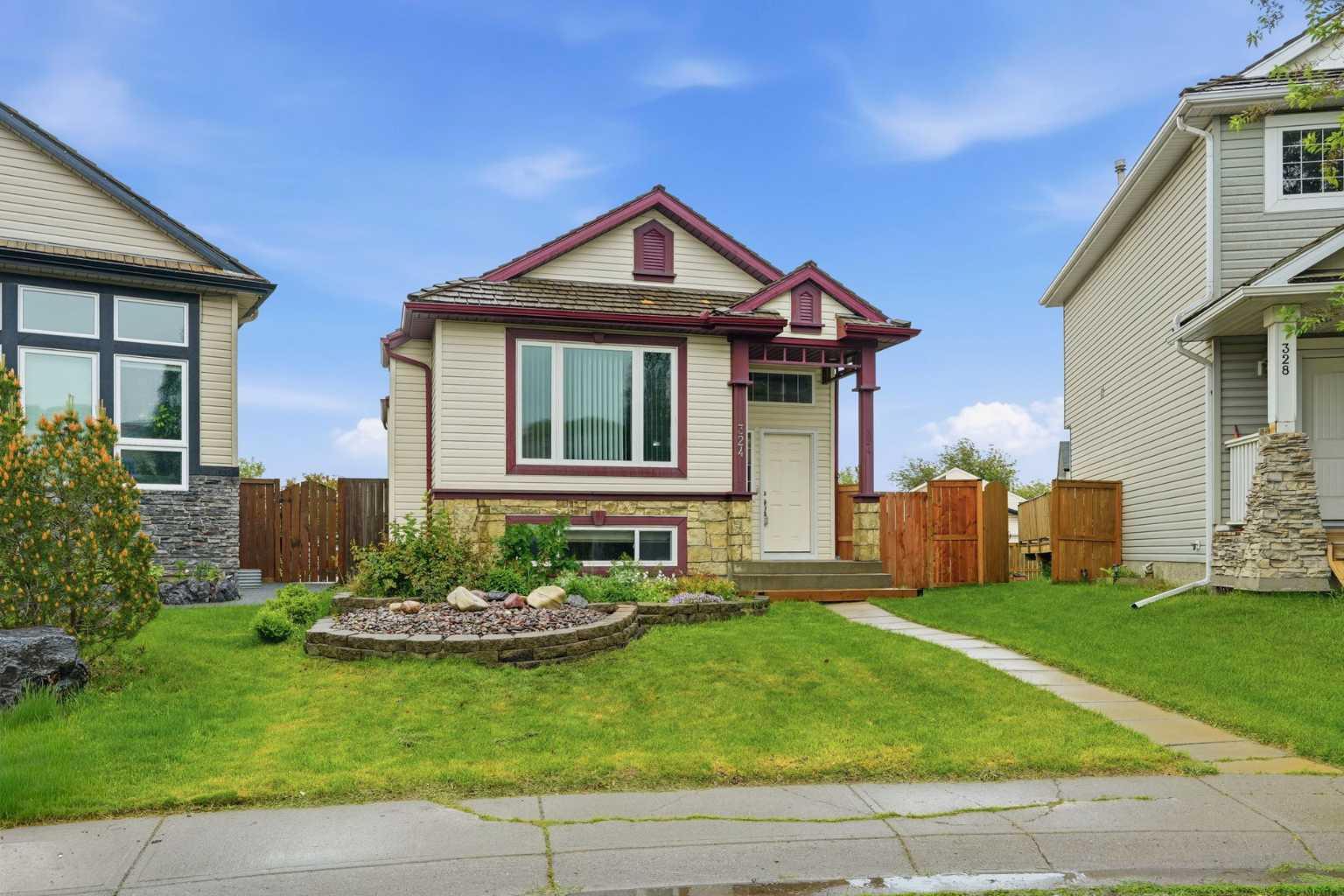 324 Mt Aberdeen Close SE