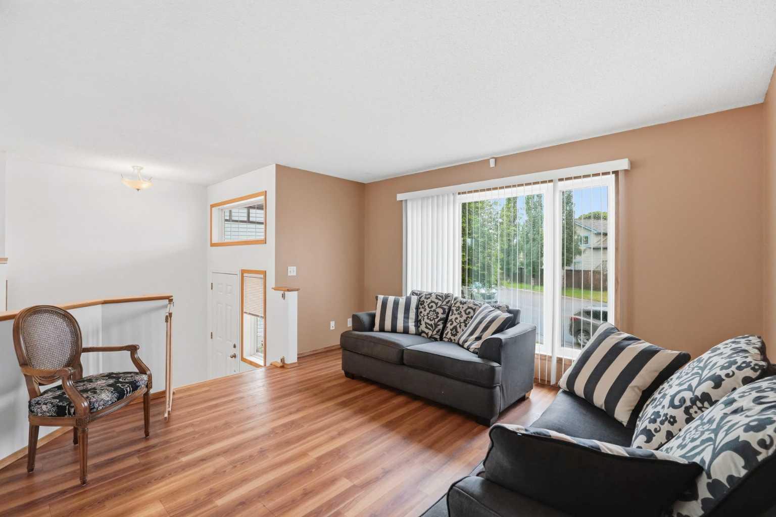 324 Mt Aberdeen Close SE