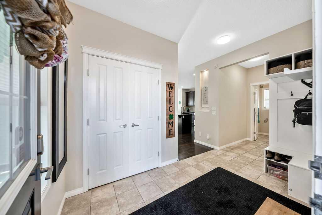 242 Kincora Glen Road NW