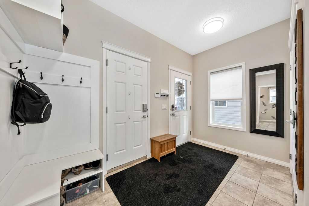 242 Kincora Glen Road NW