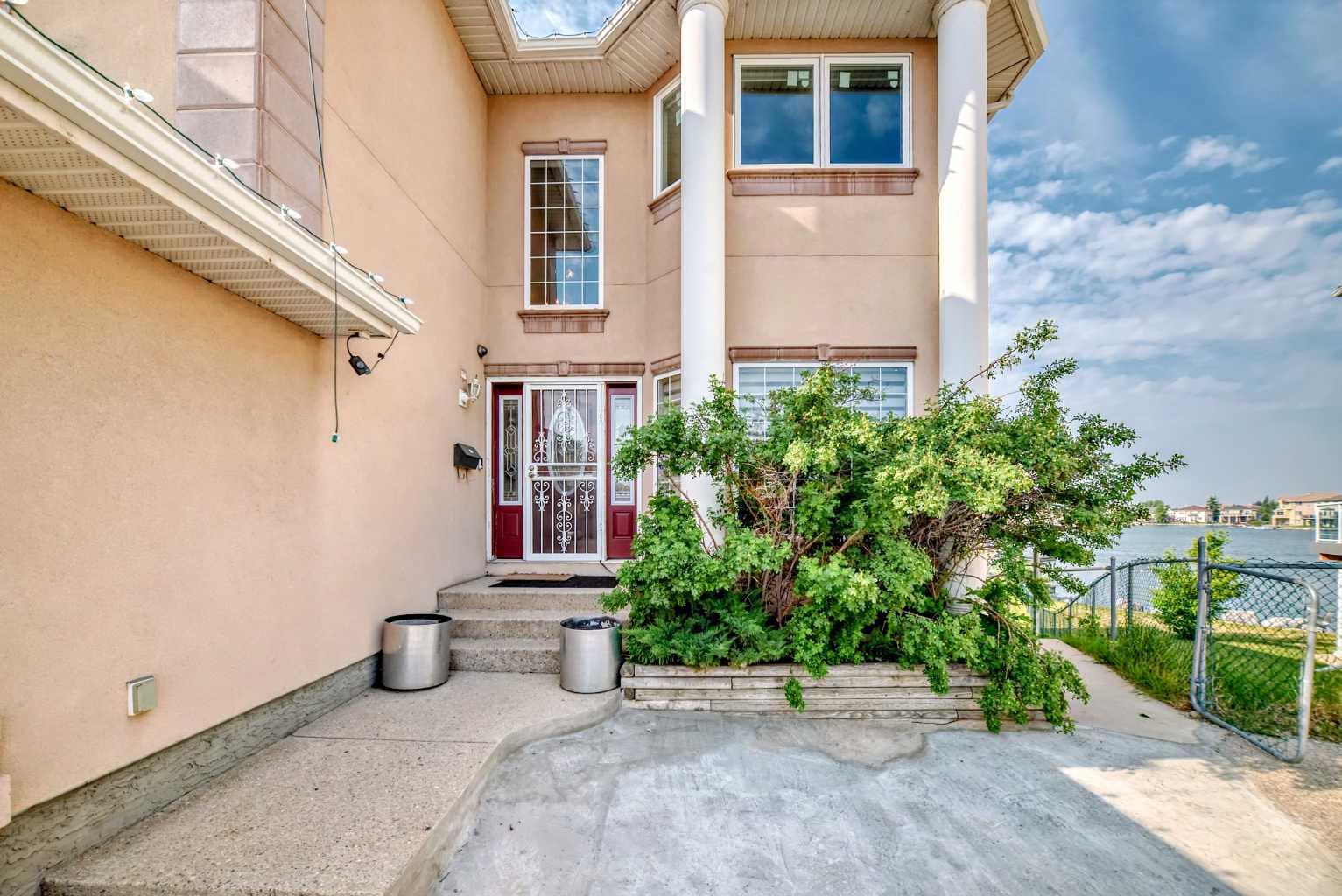 253 Coral Shores Cape NE