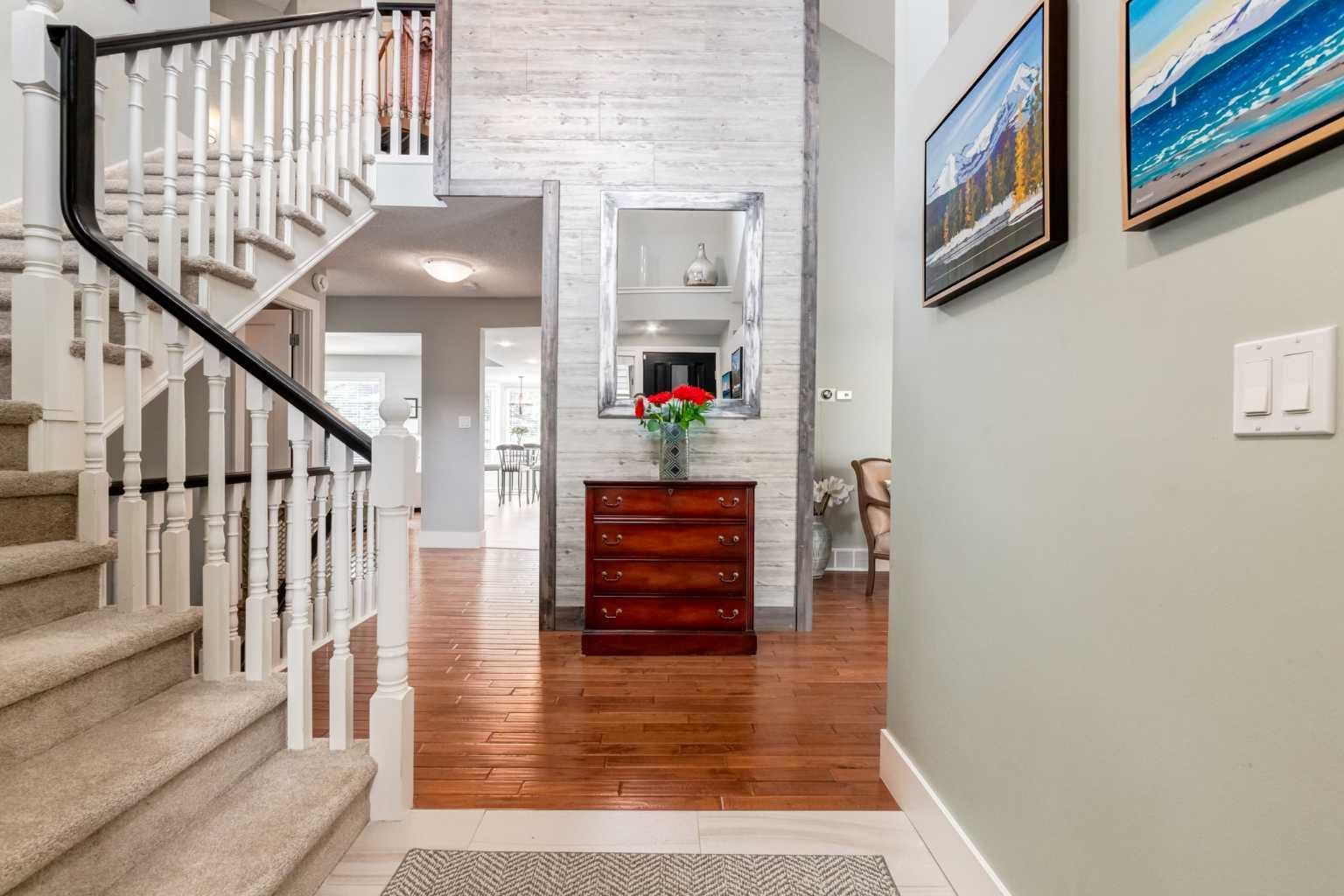 367 Woodbriar Circle SW