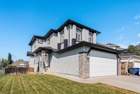 201 Crystalridge Rise Okotoks AB T1S 1W6