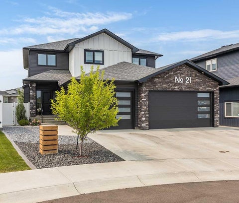 Photo of 21 Hamptons Gate SE, Medicine Hat, AB T1B 0N7 (MLS # A2338796)