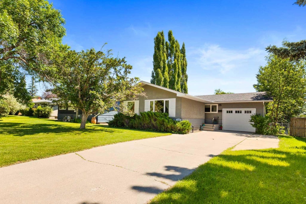 Photo of 7220 Farrell Road SE, Calgary, AB T2H 0T6 (MLS # A2327619)