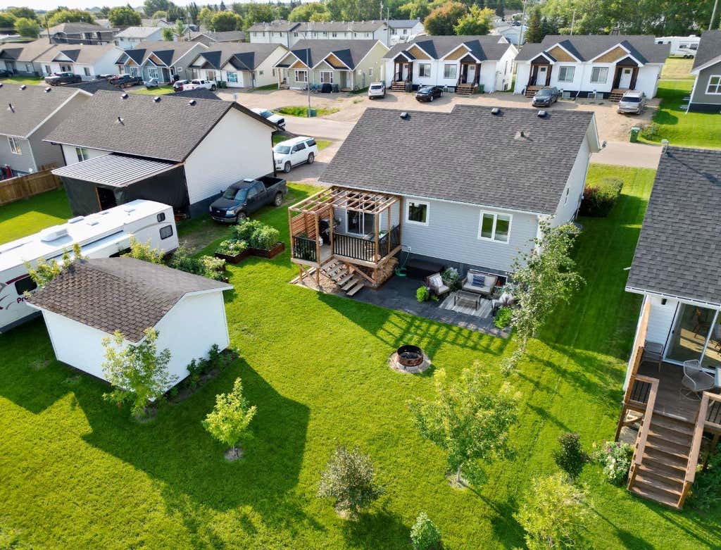Photo of 10418 105 Ave, La Crete, AB T0H 2H0 (MLS # A2338591)