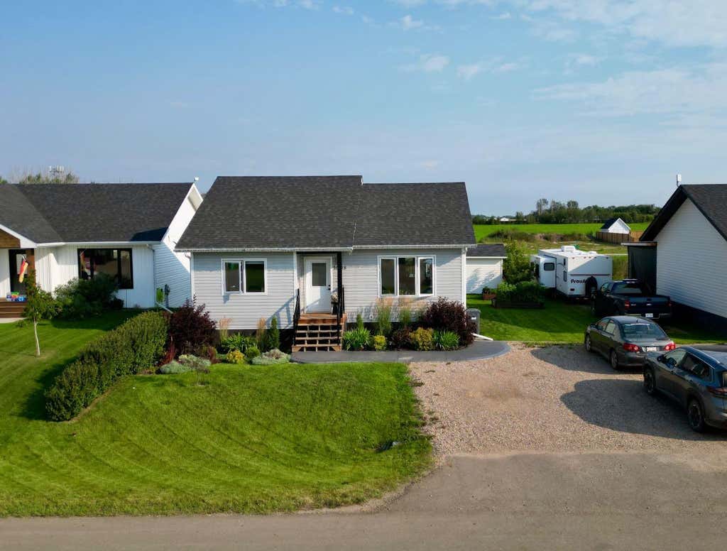 Photo of 10418 105 Ave, La Crete, AB T0H 2H0 (MLS # A2338591)