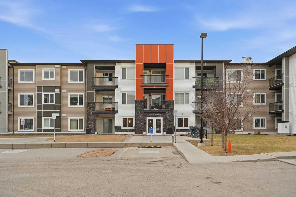 Photo of 4 Sage Hill Terrace NW #319, Calgary, AB T3R 0W4 (MLS # A2284445)