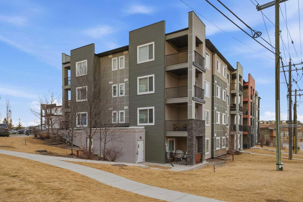 Photo of 4 Sage Hill Terrace NW #319, Calgary, AB T3R 0W4 (MLS # A2284445)