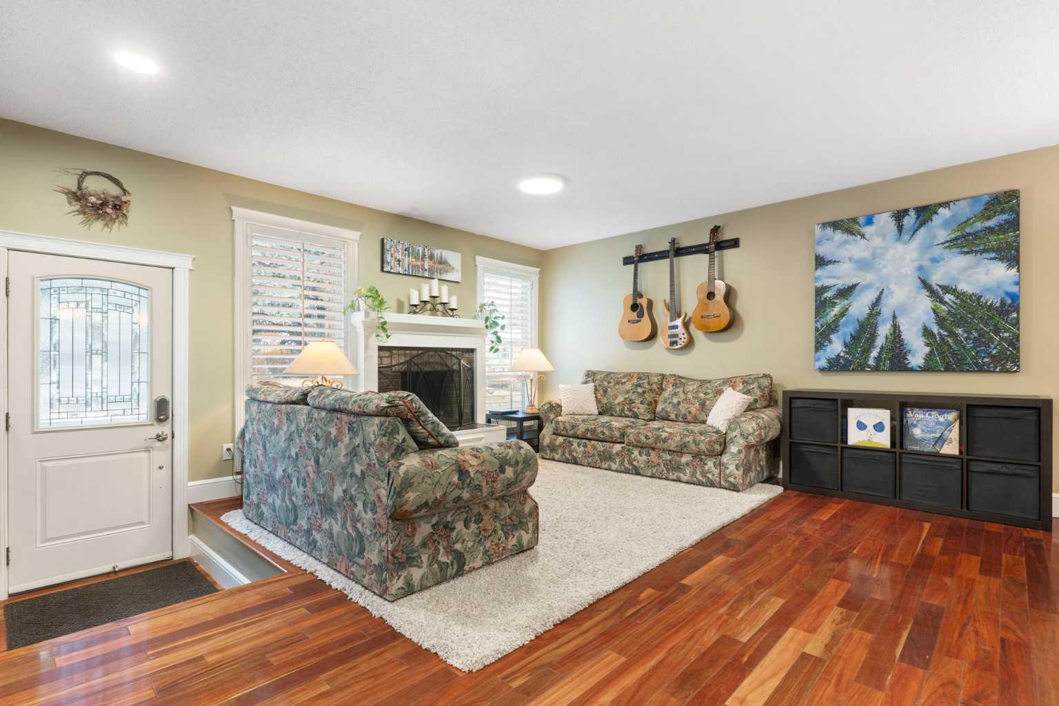 431 Queensland Circle SE