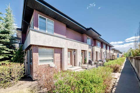 Photo of 25 Aspen Hills Terrace SW, Calgary, AB T3H 0P3 (MLS # A2310430)