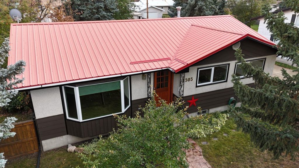 Photo of 2505 21 Street, Nanton, AB T0L 1R0 (MLS # A2264888)