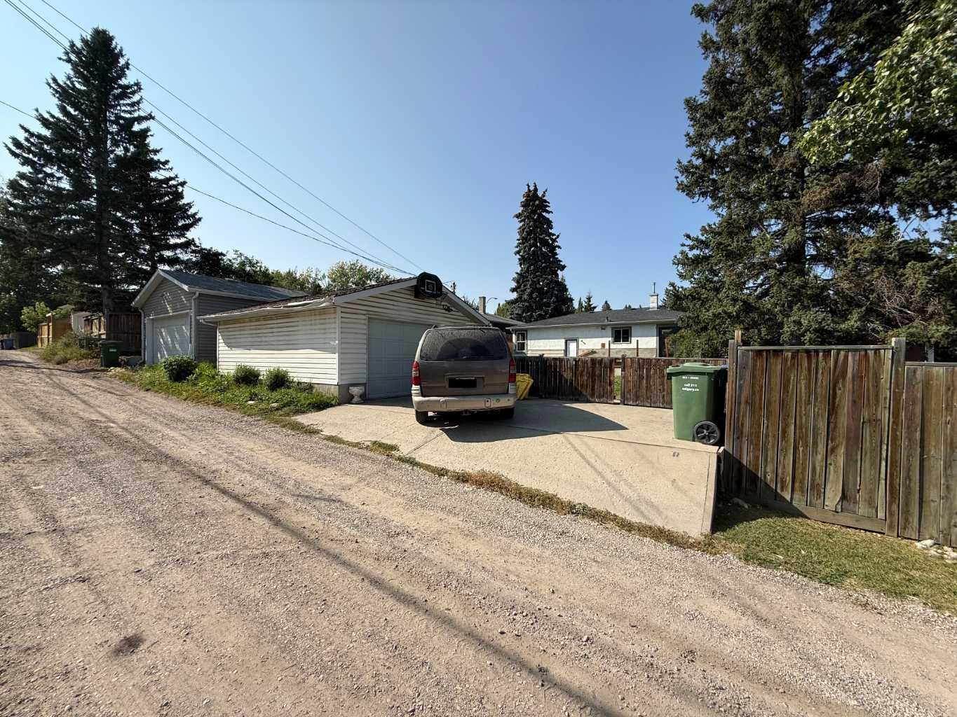 3243 Kenmare Crescent SW