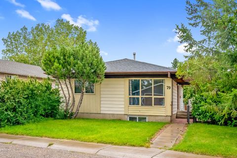 79 abalone Way NE Calgary AB T2A 6Y1