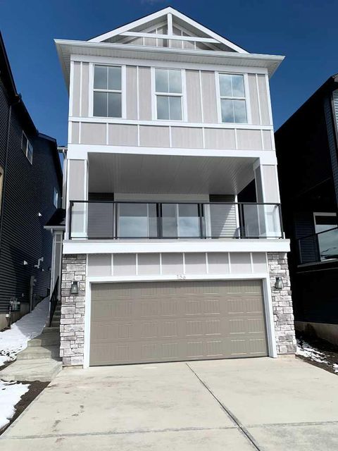 Photo of 156 Crimson Ridge Place NW, Calgary, AB T3L 0K4 (MLS # A2313701)