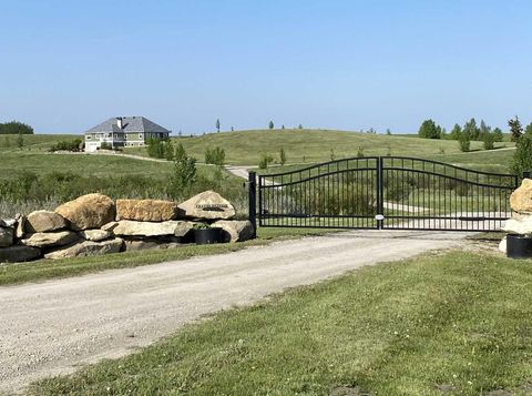 32325 Range Road 24 Rural Mountain View County AB T4H 4B8