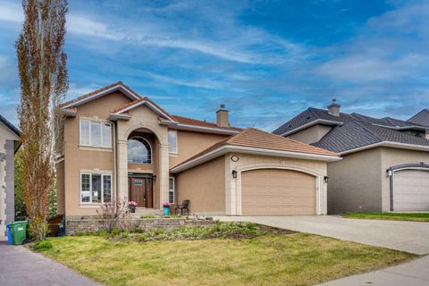 Photo of 378 Patterson Boulevard SW, Calgary, AB T3H 3N6 (MLS # A2313238)