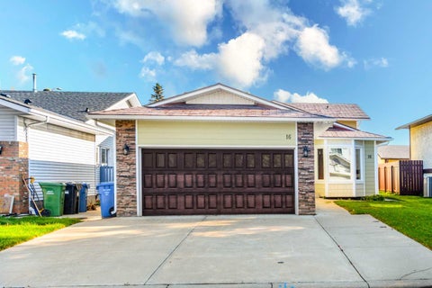 Photo of 16 DEERSAXON Circle SE, Calgary, AB T2J 6R5 (MLS # A2345686)