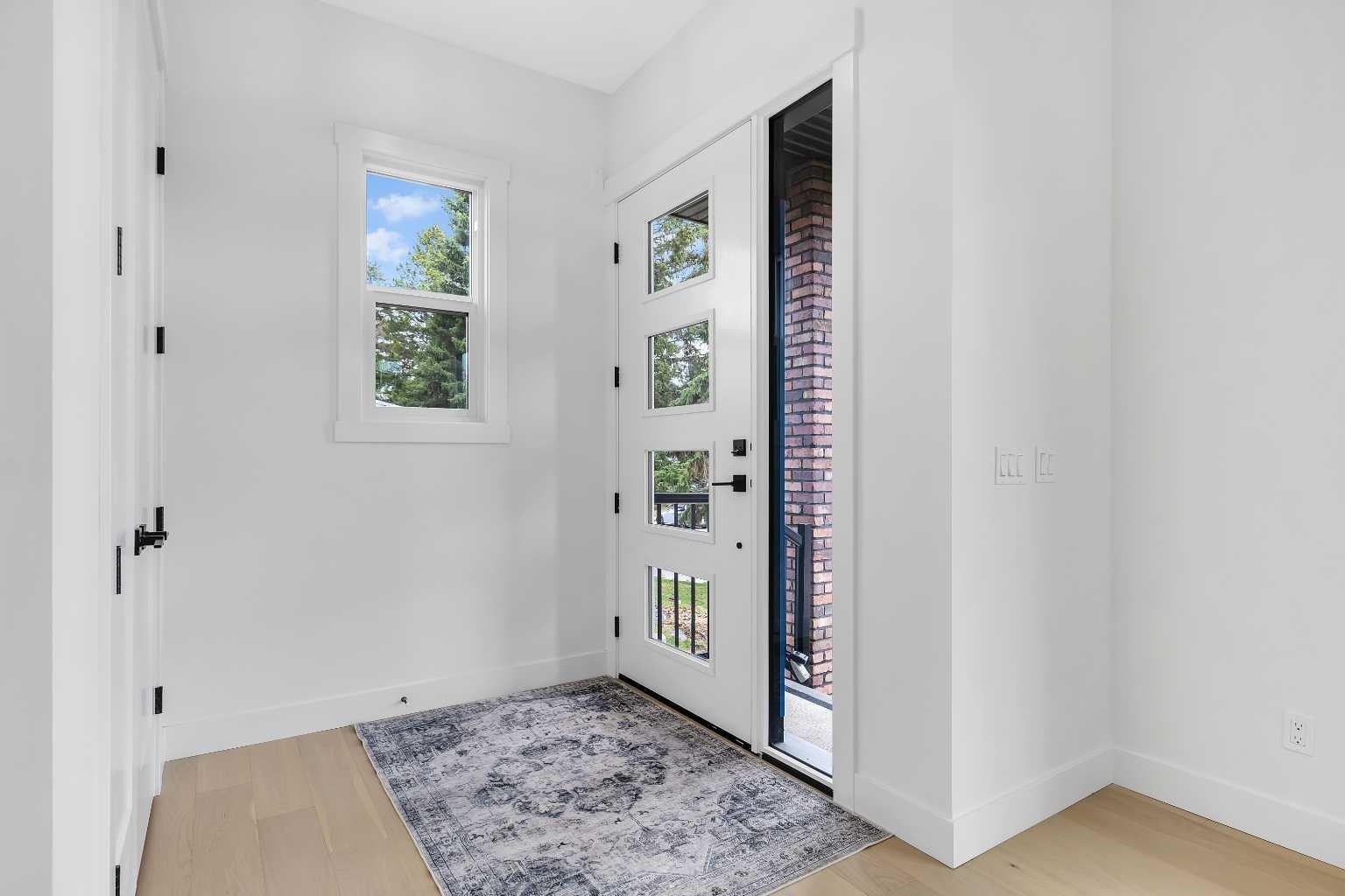42 Collingwood Place NW