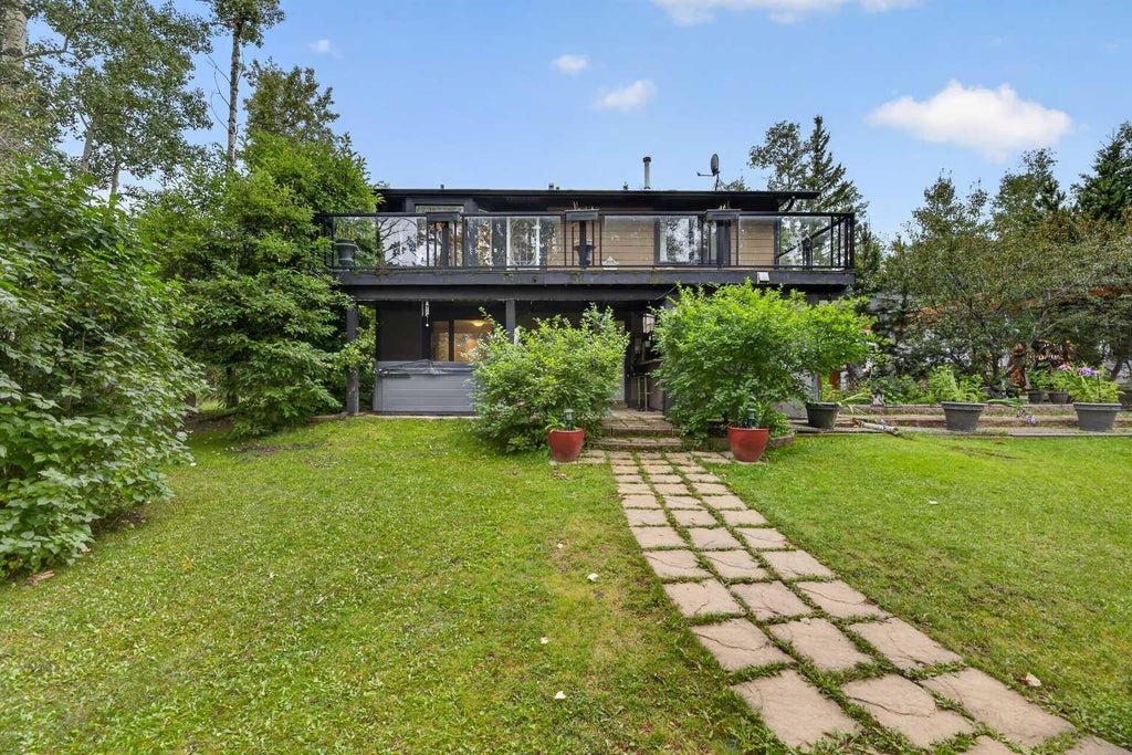 Photo of 5166 Highway 579 #32, Rural Mountain View County, AB T0M 2E0 (MLS # A2339727)