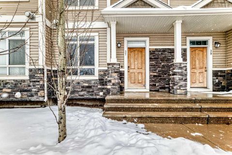 Photo of 37 Skyview Ranch Gardens NE, Calgary, AB T2M 3Y7 (MLS # A2299716)